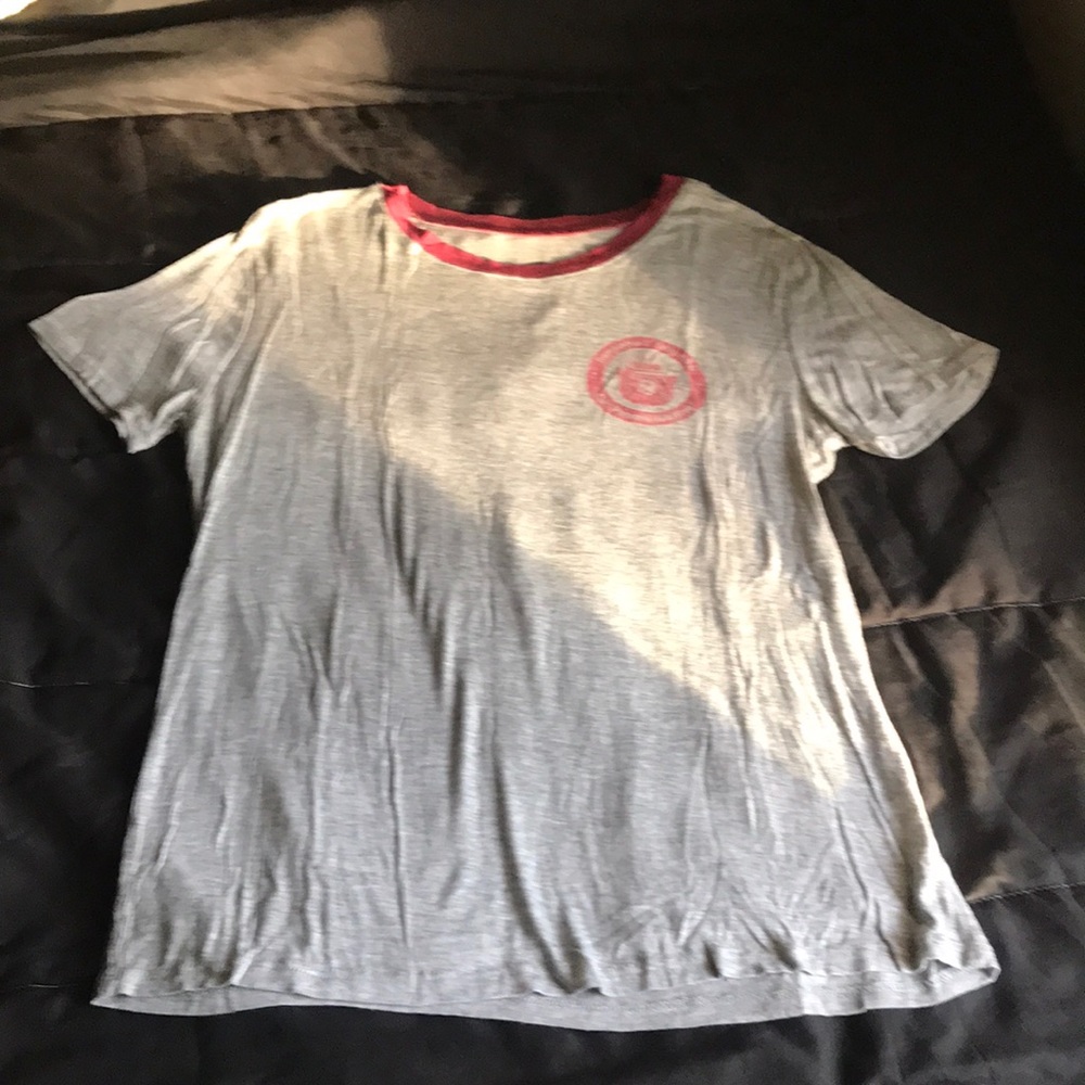 Super soft material grey w maroon neck smokey the bear slogan upper left